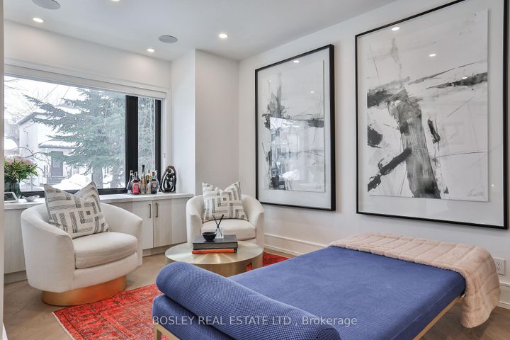 Photo 4 at 553 Davisville Avenue, Mount Pleasant East, Toronto