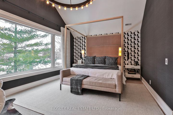 Photo 23 at 553 Davisville Avenue, Mount Pleasant East, Toronto