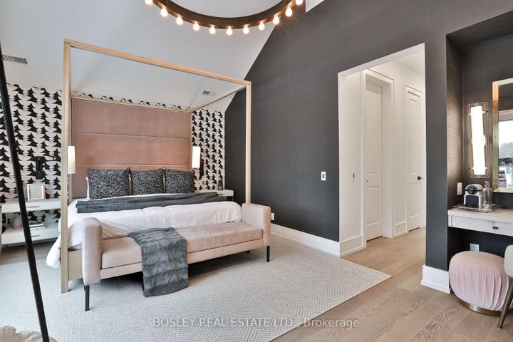 Photo 24 at 553 Davisville Avenue, Mount Pleasant East, Toronto