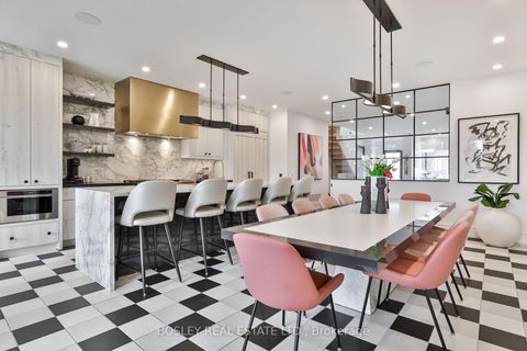 Photo 15 at 553 Davisville Avenue, Mount Pleasant East, Toronto