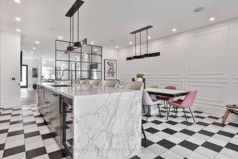 Photo 17 at 553 Davisville Avenue, Mount Pleasant East, Toronto