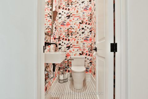 Photo 18 at 553 Davisville Avenue, Mount Pleasant East, Toronto