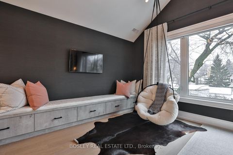 Photo 25 at 553 Davisville Avenue, Mount Pleasant East, Toronto