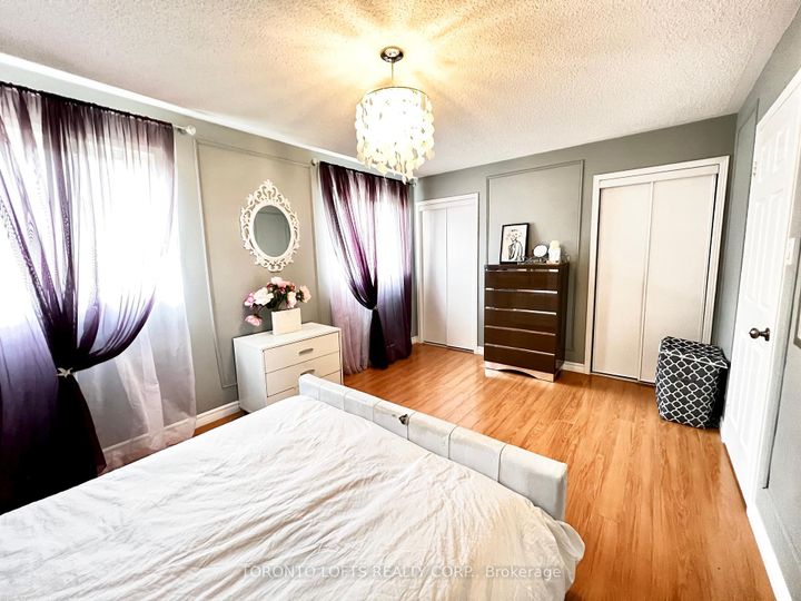 Photo 14 at 74 - 95 Weldrick Road E, Observatory, Richmond Hill