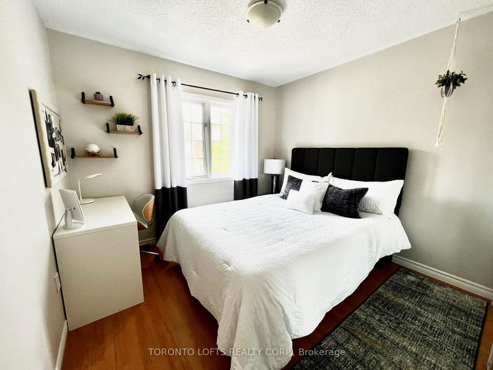 Photo 17 at 74 - 95 Weldrick Road E, Observatory, Richmond Hill