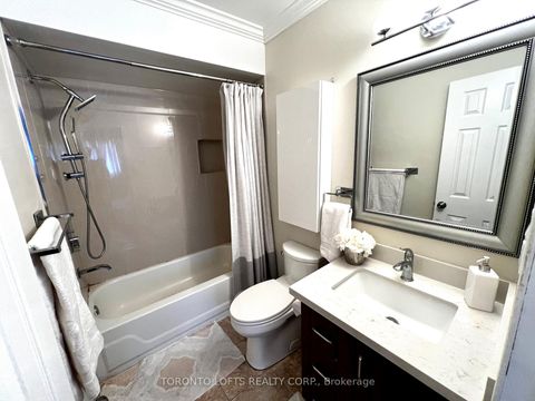 Photo 16 at 74 - 95 Weldrick Road E, Observatory, Richmond Hill