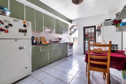 Photo 7 at 629 Ossington Avenue, Little Italy, Toronto