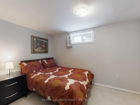 Photo 23 at 79 Cartier Crescent, Crosby, Richmond Hill