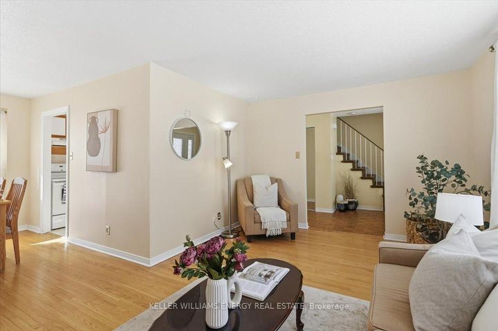 Photo 7 at 886 Antonio Street, Bay Ridges, Pickering