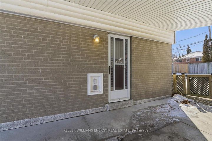 Photo 32 at 886 Antonio Street, Bay Ridges, Pickering