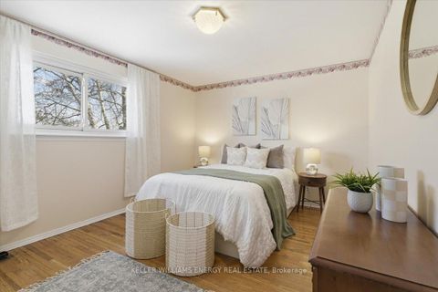 Photo 18 at 886 Antonio Street, Bay Ridges, Pickering