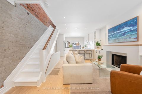 Photo 5 at 268 Kenilworth Avenue, The Beaches, Toronto