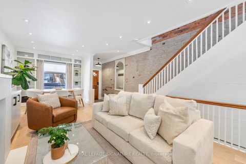 Photo 10 at 268 Kenilworth Avenue, The Beaches, Toronto