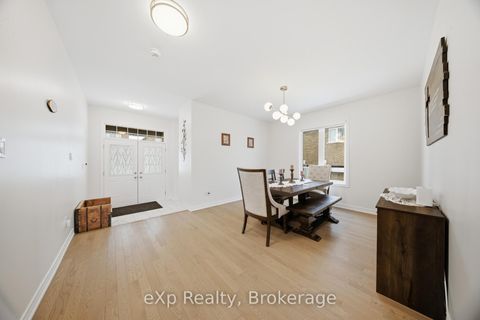 Photo 8 at 6 Faimira Avenue, Keswick South, Georgina