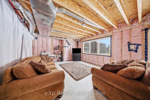 Photo 32 at 6 Faimira Avenue, Keswick South, Georgina