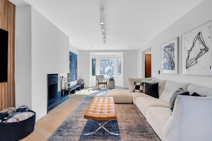 Photo 10 at 4 Belvedere Boulevard, Kingsway South, Toronto