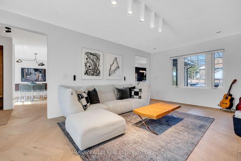 Photo 8 at 4 Belvedere Boulevard, Kingsway South, Toronto