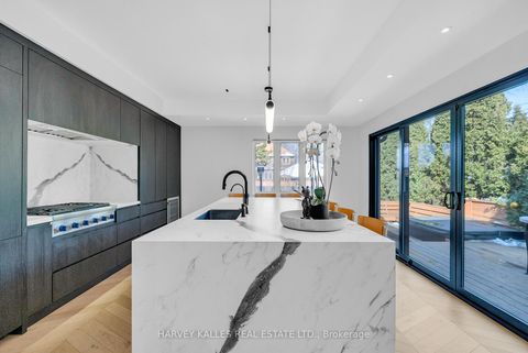 Photo 14 at 4 Belvedere Boulevard, Kingsway South, Toronto