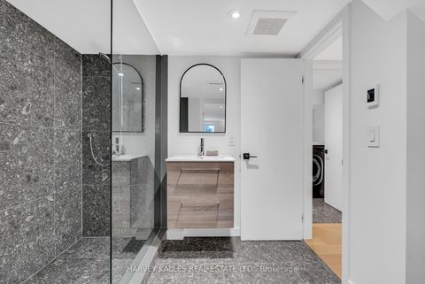 Photo 37 at 4 Belvedere Boulevard, Kingsway South, Toronto