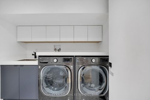 Photo 39 at 4 Belvedere Boulevard, Kingsway South, Toronto