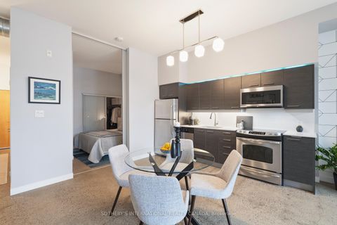 Photo 4 at 215 - 510 King Street E, Moss Park, Toronto