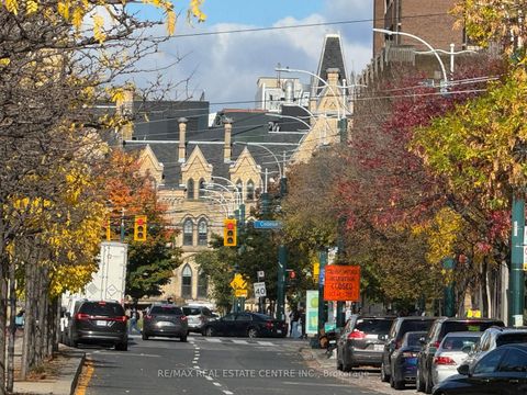 Photo 36 at 28 Cecil Street, Chinatown, Toronto