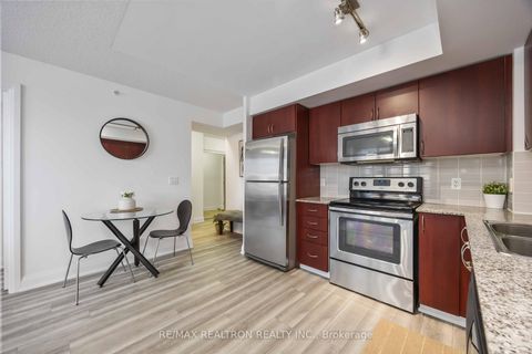 Photo 6 at 212 - 372 Highway 7 Road E, Doncrest, Richmond Hill