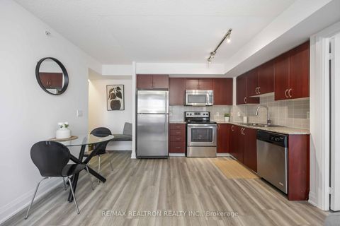 Photo 8 at 212 - 372 Highway 7 Road E, Doncrest, Richmond Hill