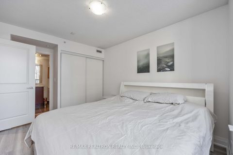 Photo 16 at 212 - 372 Highway 7 Road E, Doncrest, Richmond Hill