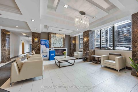 Photo 34 at 212 - 372 Highway 7 Road E, Doncrest, Richmond Hill