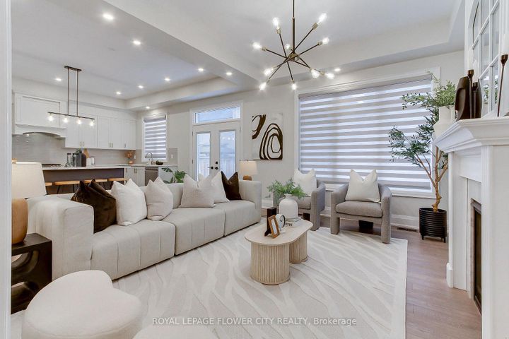 Photo 7 at 3379 Post Road, GO Glenorchy, Oakville