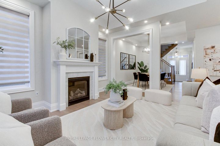 Photo 8 at 3379 Post Road, GO Glenorchy, Oakville