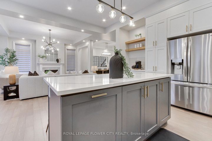 Photo 14 at 3379 Post Road, GO Glenorchy, Oakville