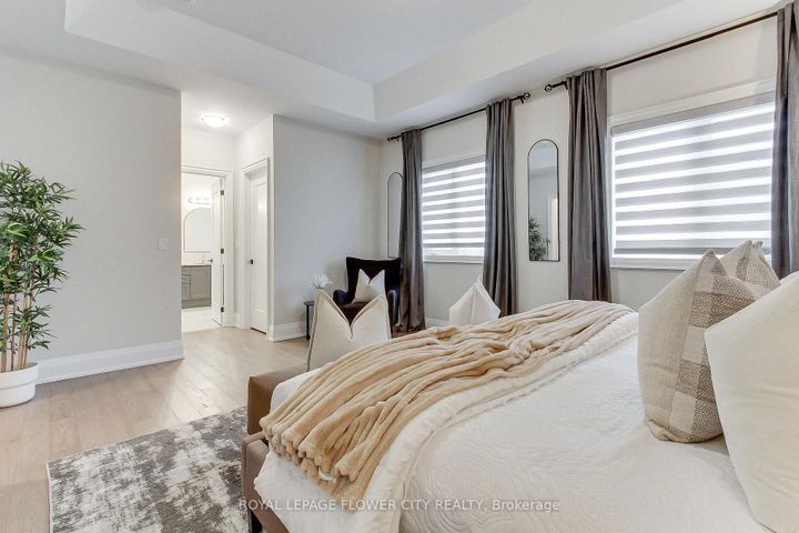 Photo 26 at 3379 Post Road, GO Glenorchy, Oakville