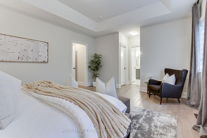 Photo 27 at 3379 Post Road, GO Glenorchy, Oakville