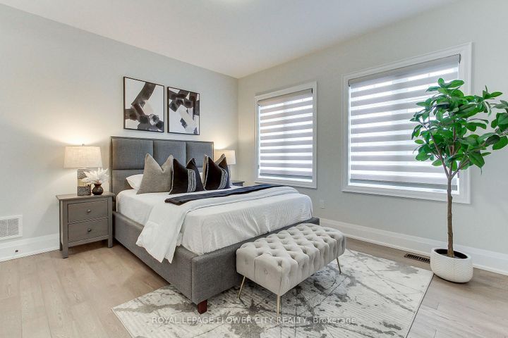 Photo 31 at 3379 Post Road, GO Glenorchy, Oakville