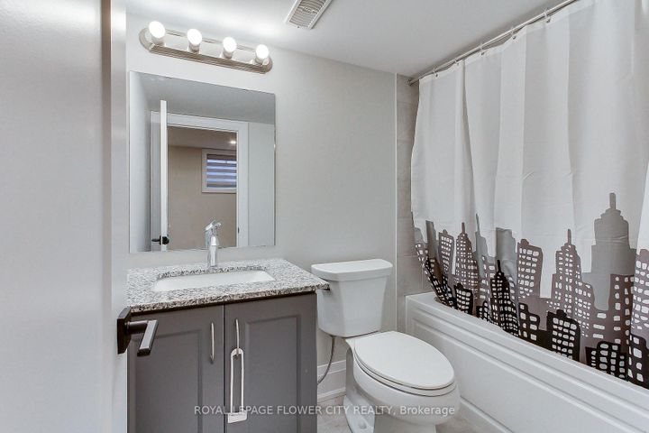 Photo 40 at 3379 Post Road, GO Glenorchy, Oakville