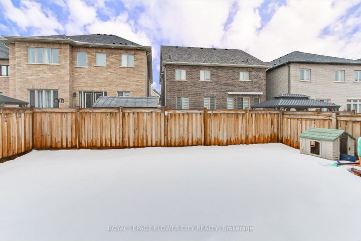 Photo 41 at 3379 Post Road, GO Glenorchy, Oakville