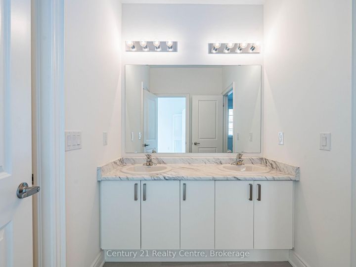 Photo 36 at 26 Hearn Street, Bond Head, Bradford West Gwillimbury