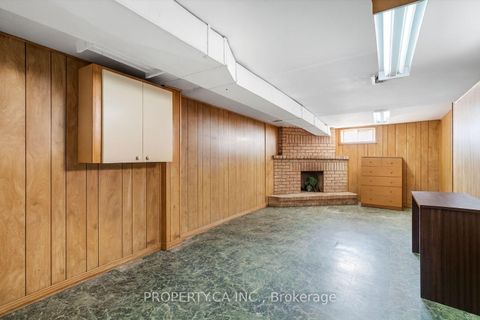 Photo 32 at 790 Manning Avenue, Annex, Toronto