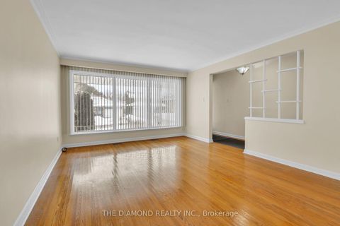 Photo 8 at 100 Summitcrest Drive, Richview, Toronto