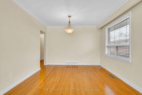 Photo 11 at 100 Summitcrest Drive, Richview, Toronto