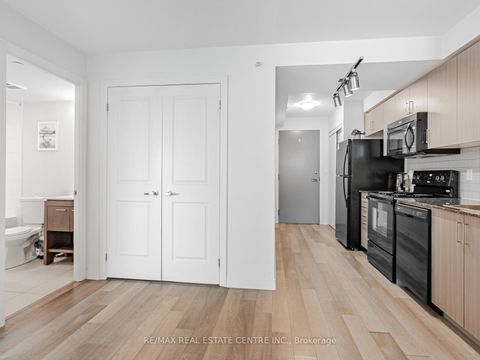 Photo 8 at 720 - 80 Esther Lorrie Drive, Clairville, Toronto