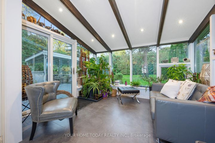 Photo 16 at 190 Main Street S, Georgetown, Halton Hills