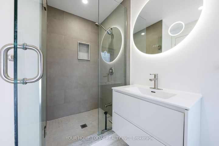 Photo 28 at 190 Main Street S, Georgetown, Halton Hills