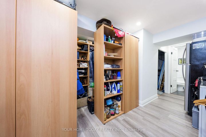 Photo 35 at 190 Main Street S, Georgetown, Halton Hills