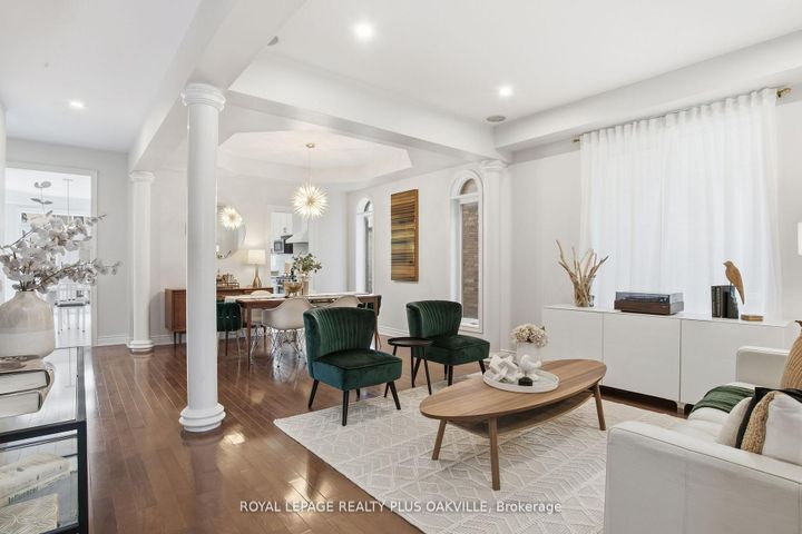 Photo 5 at 3488 Rebecca Street, BR Bronte, Oakville