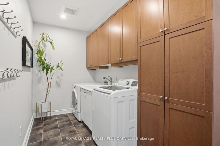 Photo 17 at 3488 Rebecca Street, BR Bronte, Oakville