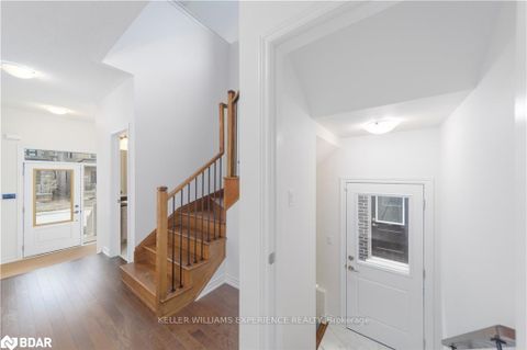 Photo 2 at 60 Gemini Drive, Rural Barrie Southeast, Barrie