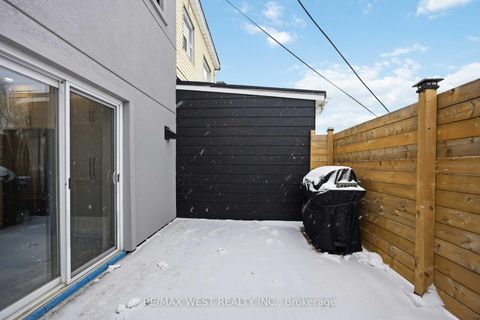 Photo 18 at 902 Woodbine Avenue, Woodbine Corridor, Toronto
